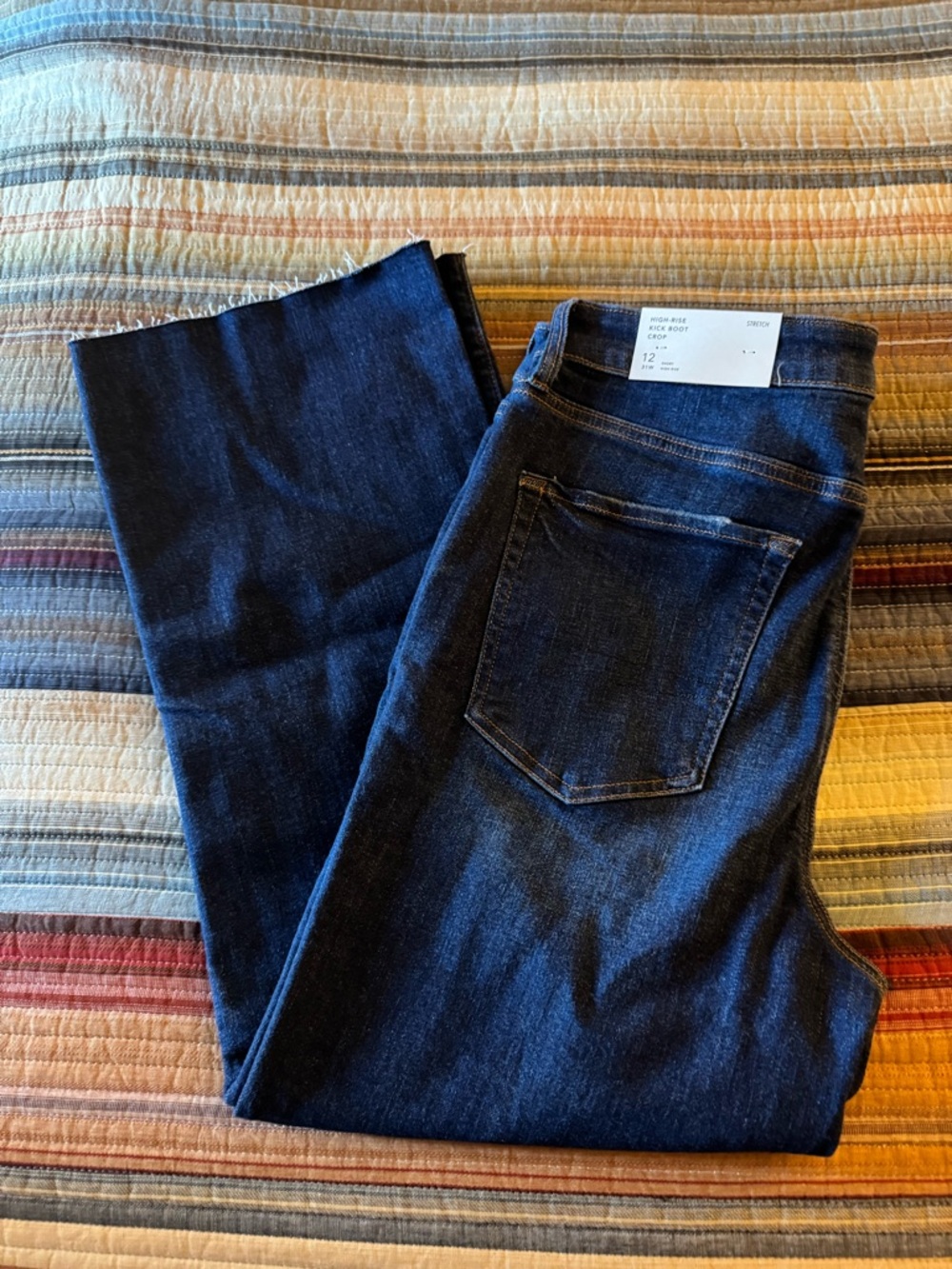 American Eagle Outfitters High-Rise Kick Boot Crop Dark Blue Stretch Jeans